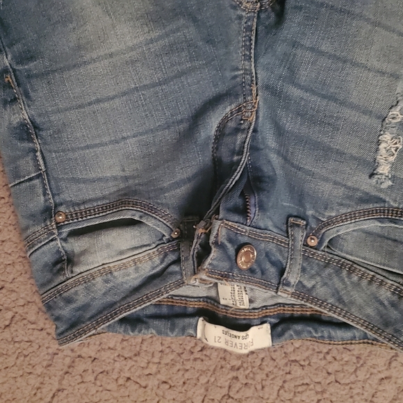 Size 24 forever 21 lgt blue distressed skinny jean - Picture 3 of 3